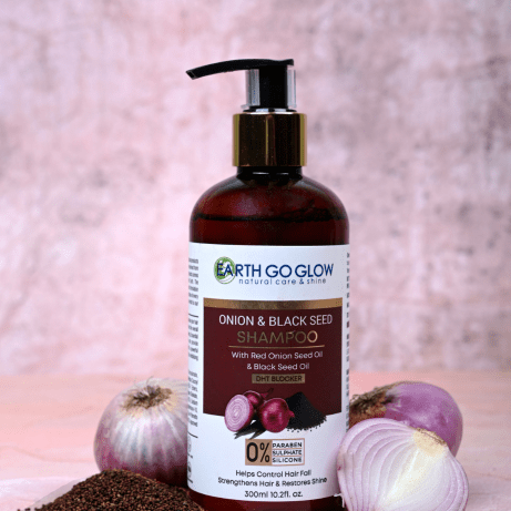 Formulated with onion extract, our shampoo stimulates the scalp, deeply cleanses the hair shaft 